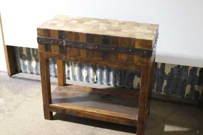 KITCHEN CHOPPING BLOCK