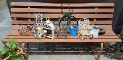 GARDEN BENCH