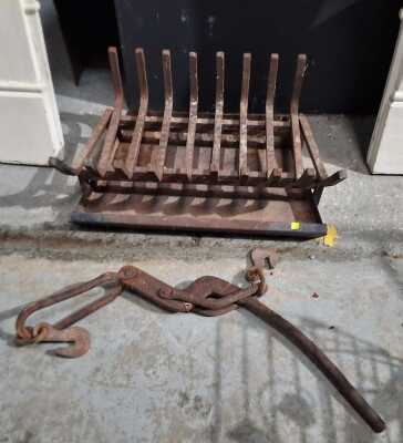 FIRE GRATE AND TOOL