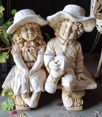 GARDEN ORNAMENT