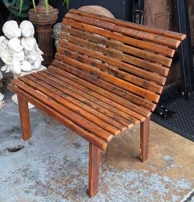 GARDEN BENCH
