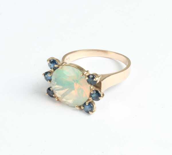 GOLD RING