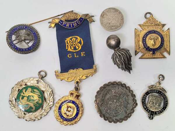 SILVER BADGES