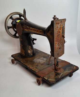 Singer Sewing Machine