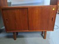 WALL UNIT - 2