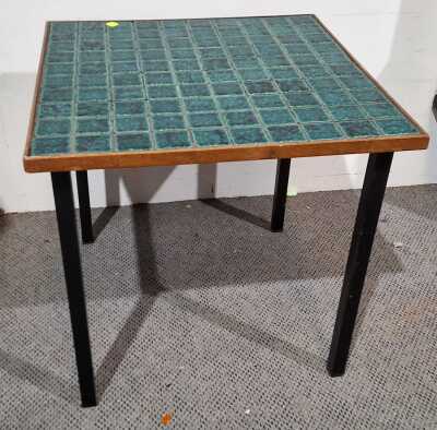 Retro Table