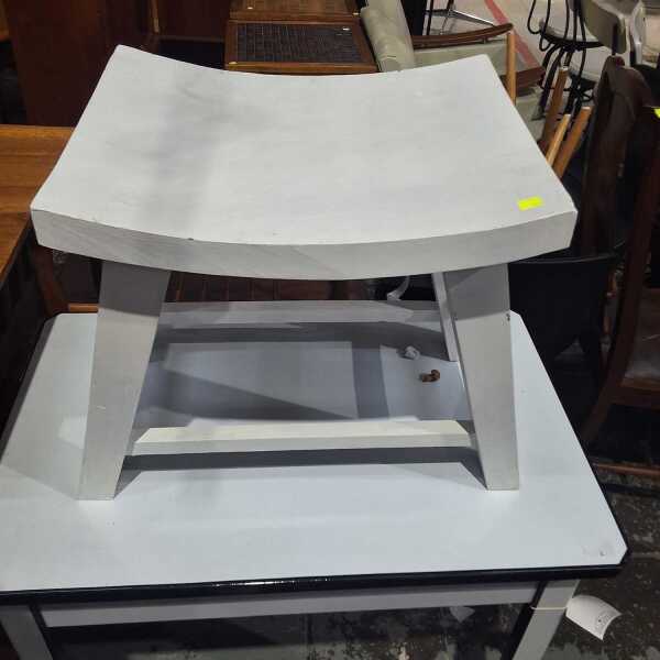 STOOL