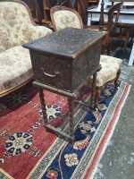 SEWING TABLE - 4