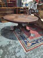 SALON TABLE