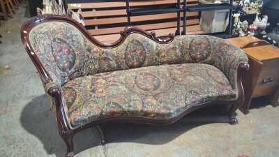 Chaise Lounge