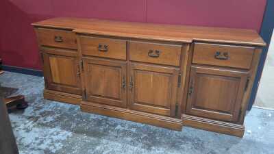 Sideboard