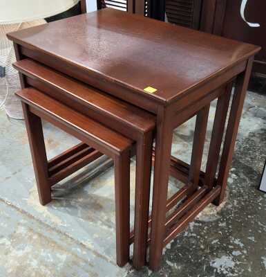 NEST OF TABLES