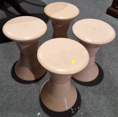 RETRO STOOLS