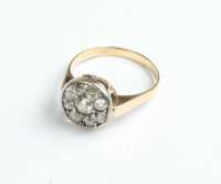 DIAMOND RING