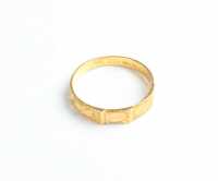 GOLD RING