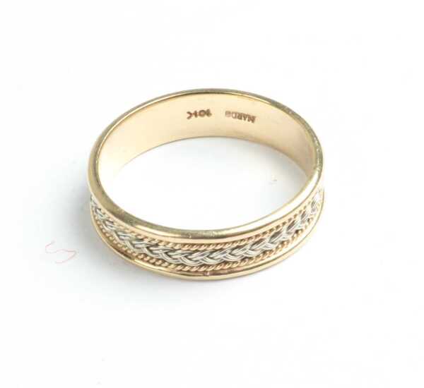 GOLD RING