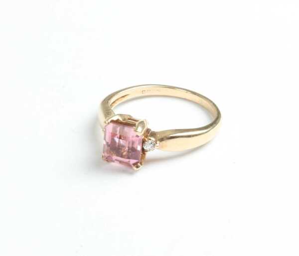 GOLD RING