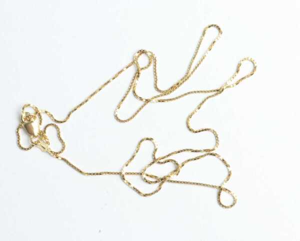GOLD CHAIN