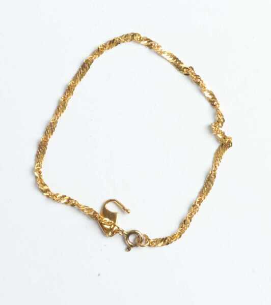 GOLD BRACELET