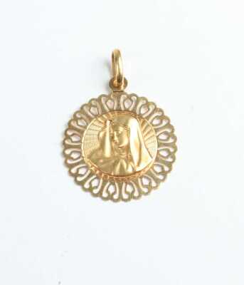 GOLD PENDANT