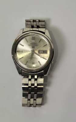 WRISTWATCH