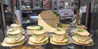 ROYAL DOULTON GLAMIS
