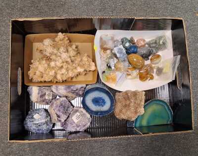MINERALS & GEMSTONES