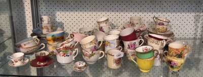 TEA CUPS