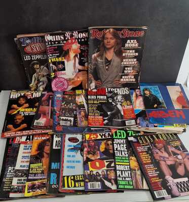 METAL MAGAZINES & POSTERS