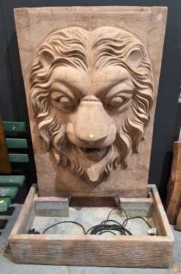 WATER FOUNTAIN