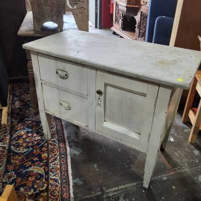 WASHSTAND