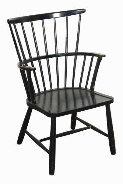 WINDSOR ARMCHAIR