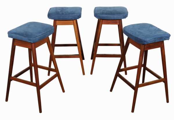 SET OF MARTELLE BAR STOOLS