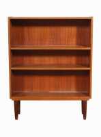 BOOKSHELF - 2