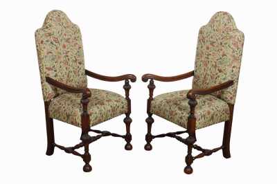 PAIR OF THRONE CHAIRS