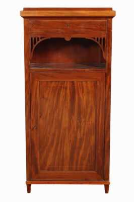 Pier Cabinet
