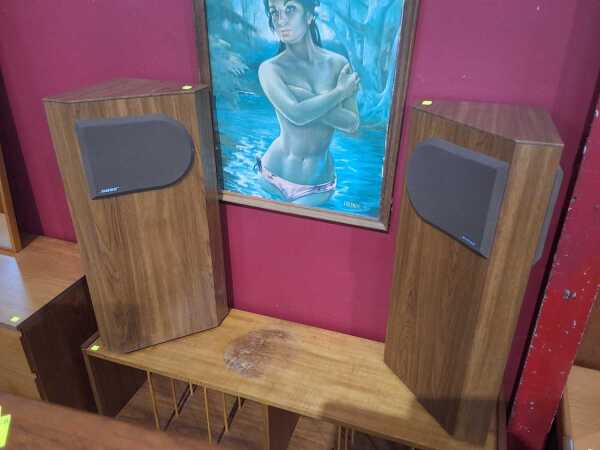 SPEAKERS