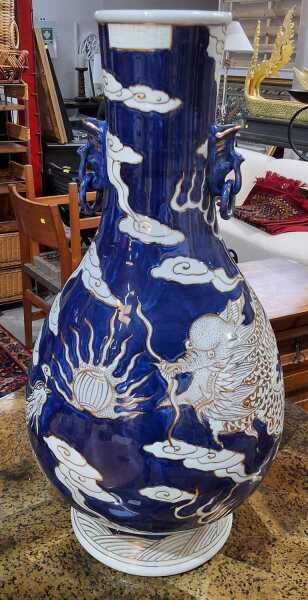 FLOOR VASE