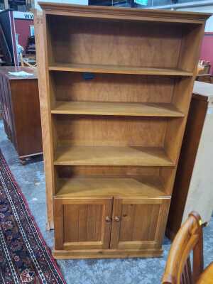Bookshelf