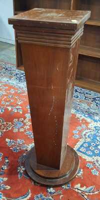 Pedestal
