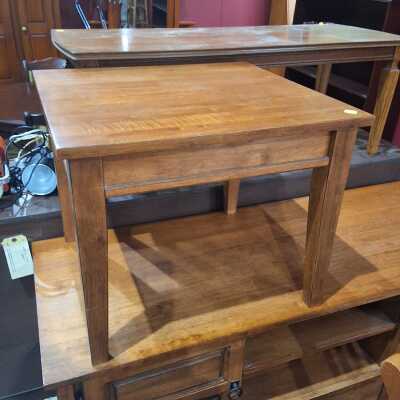 Lamp Table