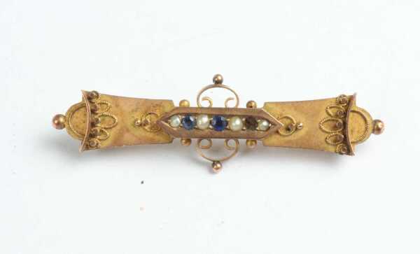 GOLD BROOCH