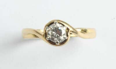 1015 · DIAMOND RING