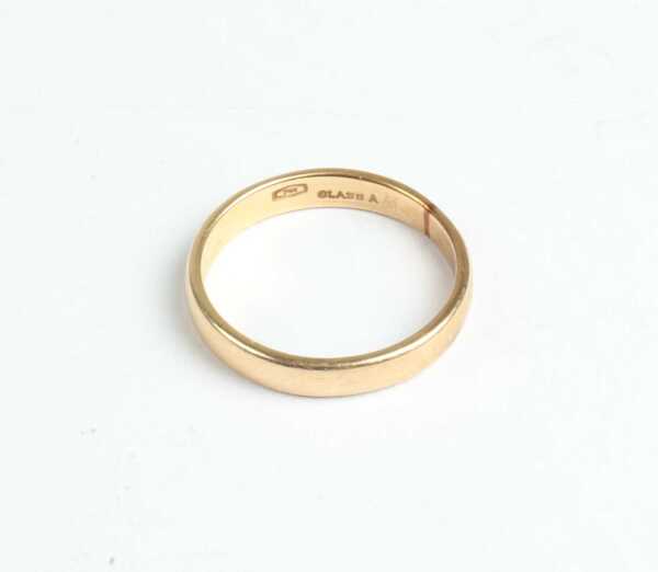 GOLD RING
