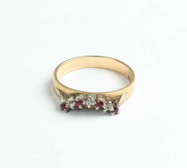 GOLD RING