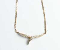 GOLD NECKLACE