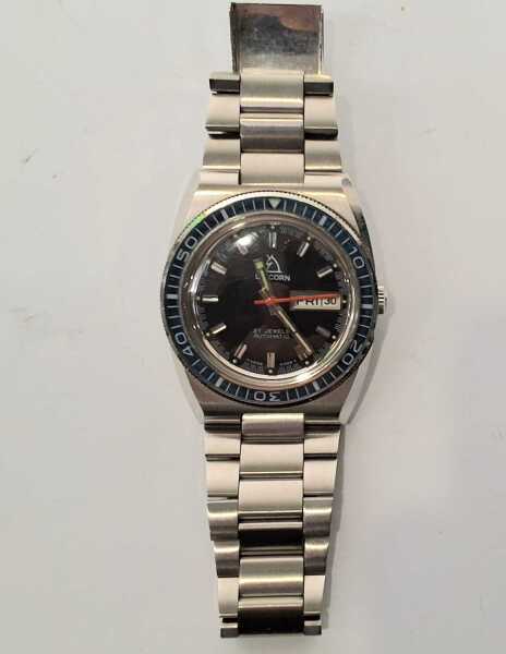 WRISTWATCH
