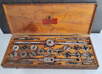 Tap & Die Set