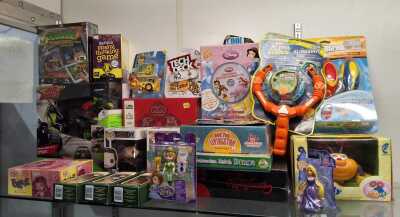 1449 · MIXED TOYS