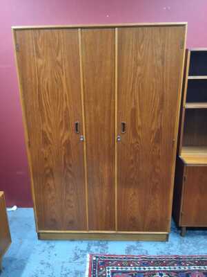5 · WARDROBE